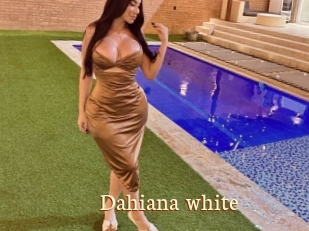 Dahiana_white