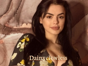 Dainyclowless