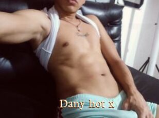 Dany_hot_x