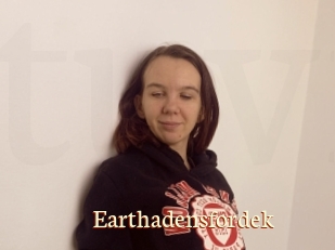 Earthadensfordek