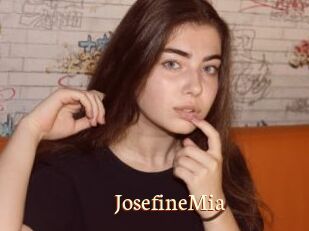 JosefineMia