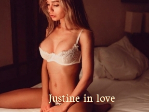 Justine_in_love