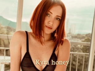 Kyra_honey