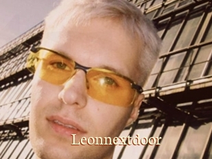 Leonnextdoor