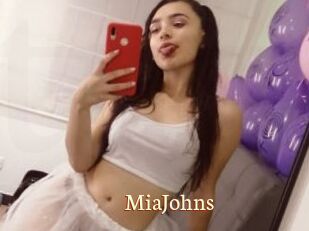 MiaJohns