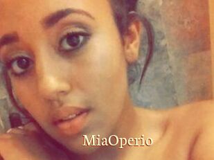 Mia_Operio