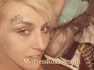 MistressRoxxiSmith