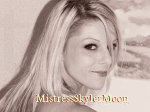 MistressSkylerMoon