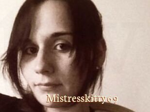 Mistresskitty69