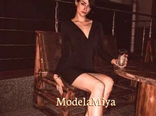 ModelaMiya