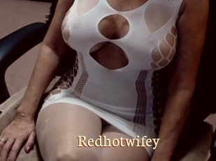 Redhotwifey