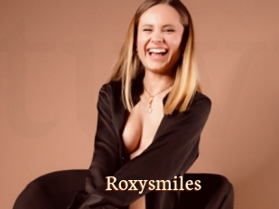 Roxysmiles