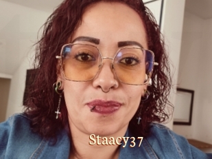 Staacy37