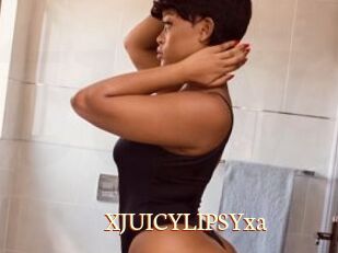 XJUICYLIPSYxa